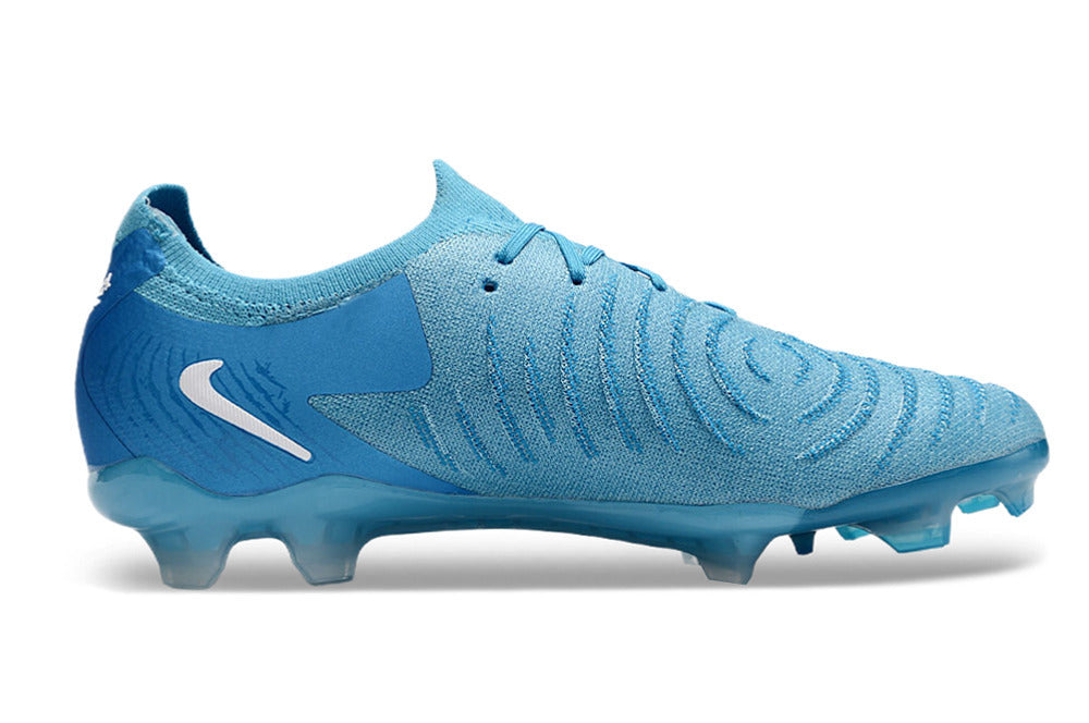 Nike Phantom GX 2 Pro FG Football Boots